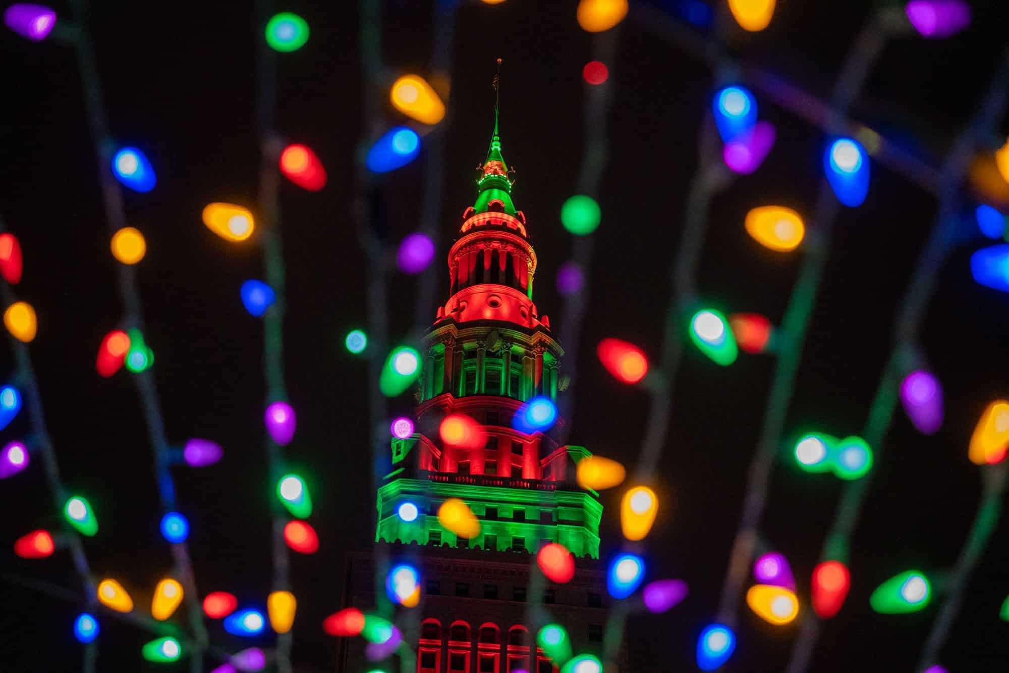 You are currently viewing Where to See the Best Christmas Light Displays Near Cleveland in 2021