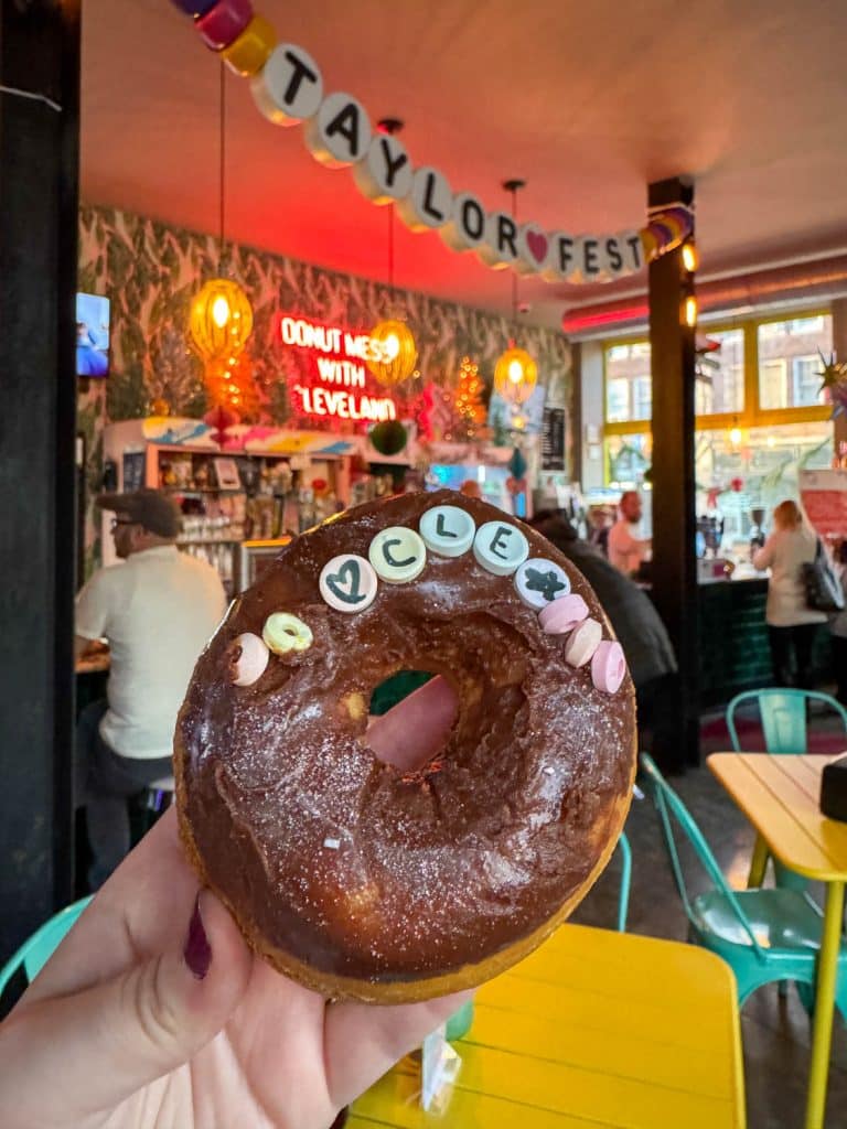 Brewnuts Taylor Swift donut