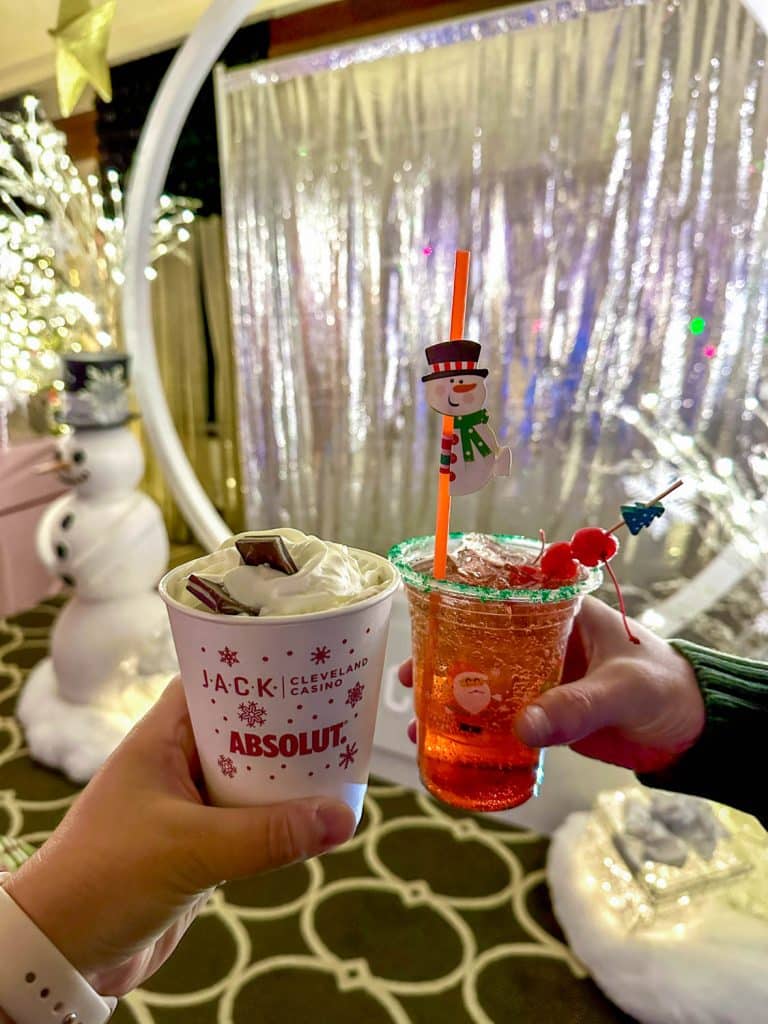 Drinks at Sleigh Christmas bar at JACK Casino