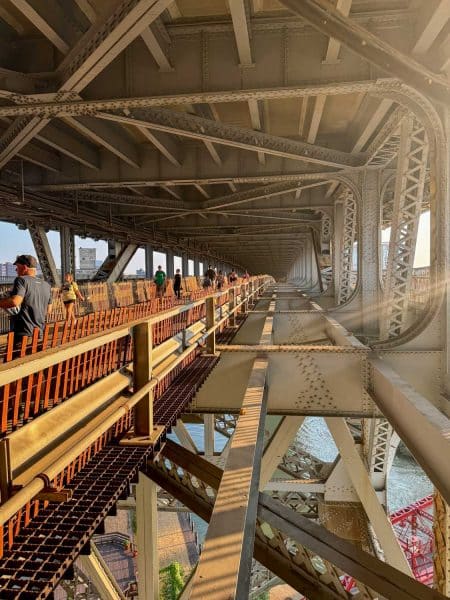 Veterans Memorial Bridge Streetcar Level