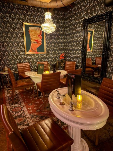 Society Lounge cocktail bar